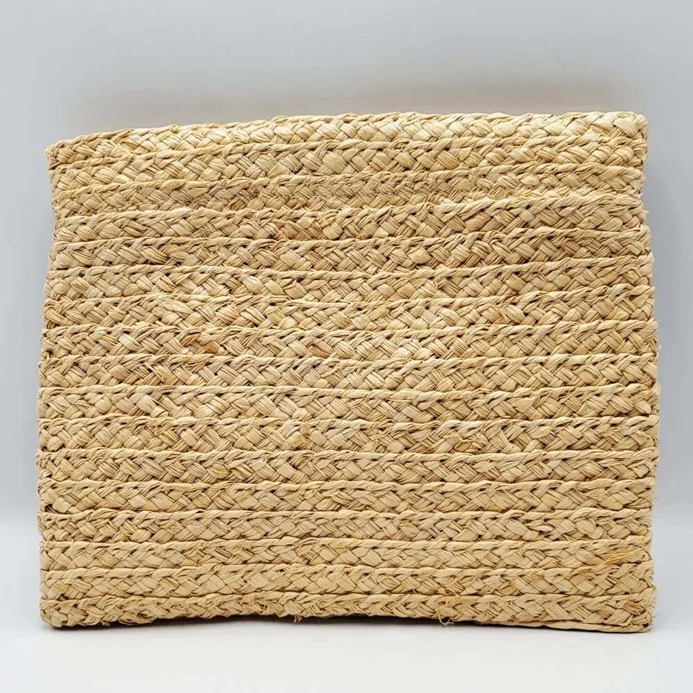 NWT buji baja Whimsical Cactus Straw Clutch Magnetic Closurel Tan Green Pink
